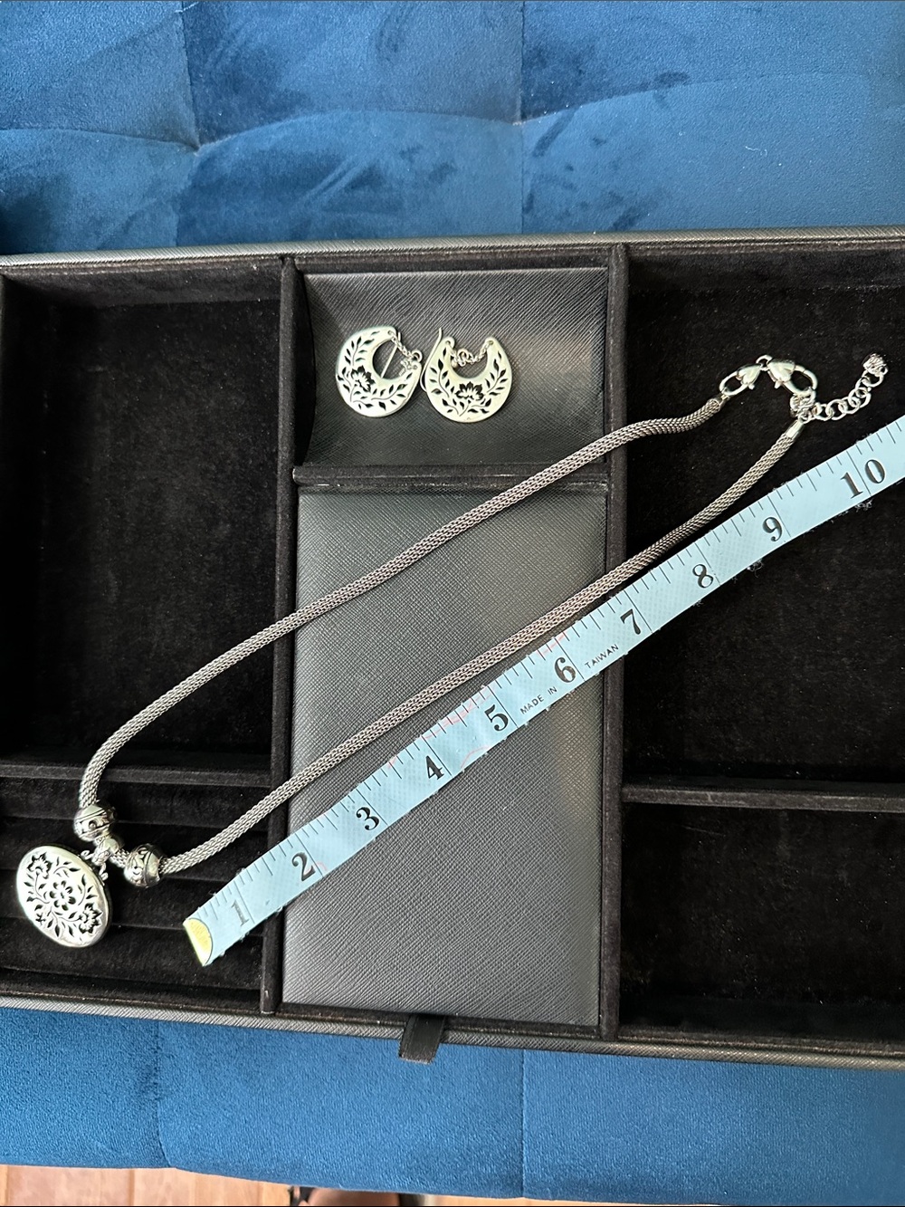 Brighton Silver Filigree Pendant Necklace and Hoop Earrings Set - Picture 5 of 6